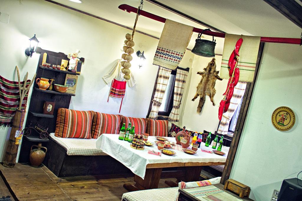 Milkovata Guest House Koshov 部屋 写真