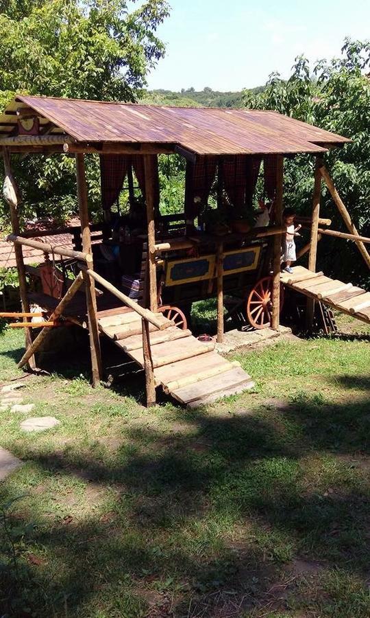 Milkovata Guest House Koshov エクステリア 写真